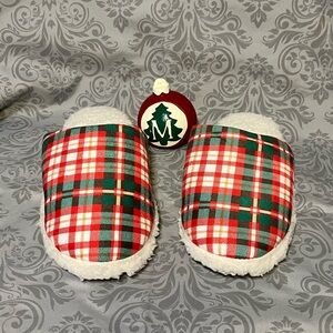 Plaid Faux Shearling Scuff Slippers M 8/9 - Christmas slippers